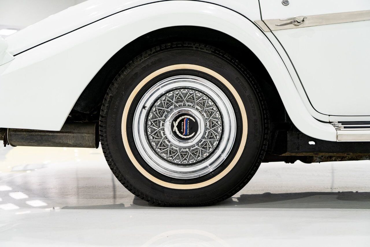1981 Phillips Motor Car Berlina Coupe Only 1 of 78 produced. Very rare | PRIX EN USD White Montreal - photo #41