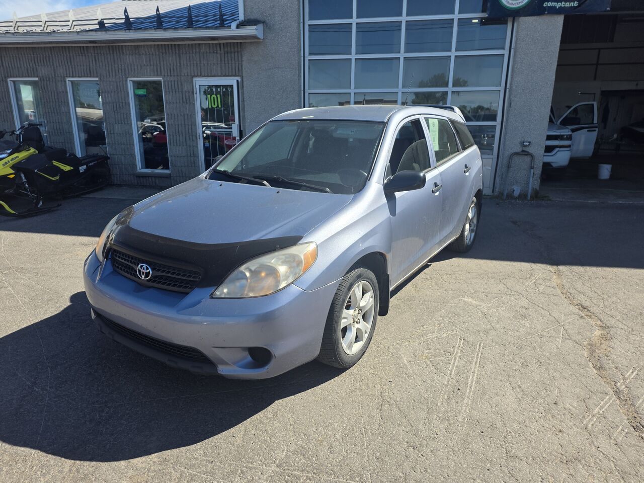 Gray 2008 Toyota Matrix Hatchback Automatic