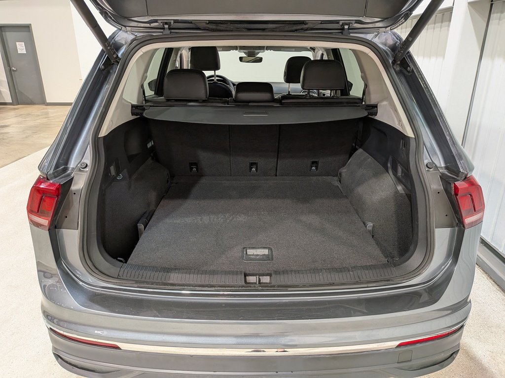 Volkswagen Tiguan Comfortline 4MOTION 2024 Gris Val-David - photo #8
