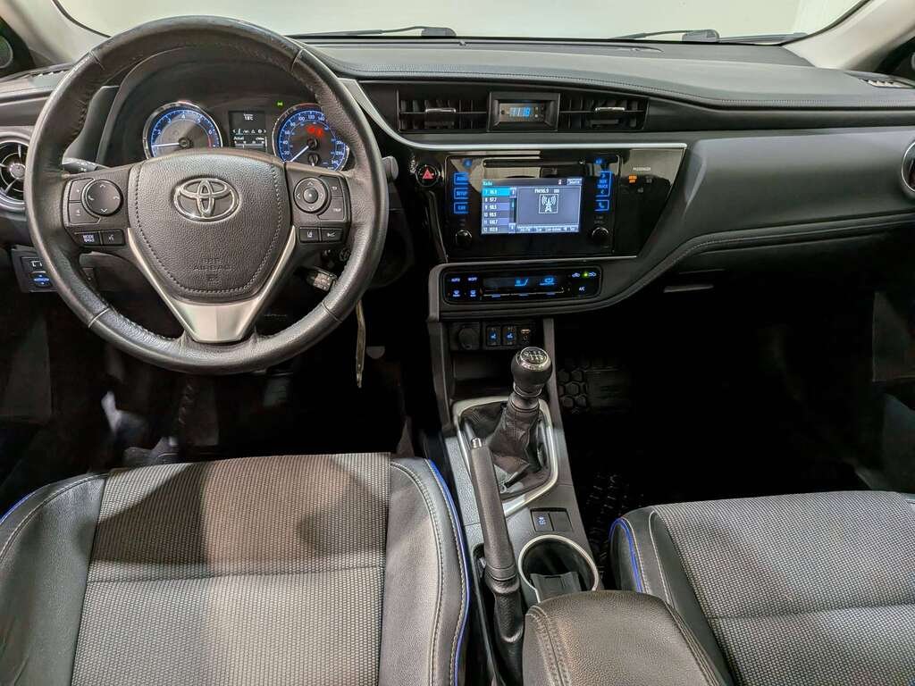 2017 Toyota Corolla 4dr Sdn CVT CE White Val-David - photo #27
