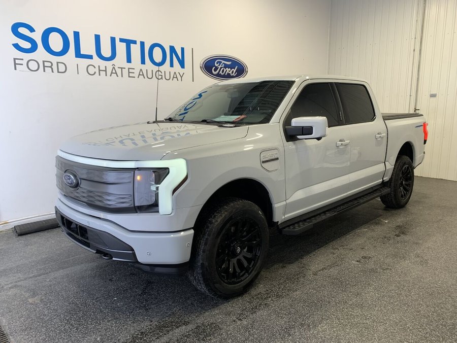 2023 Ford F-150 Lightning LARIAT 2023 Beige