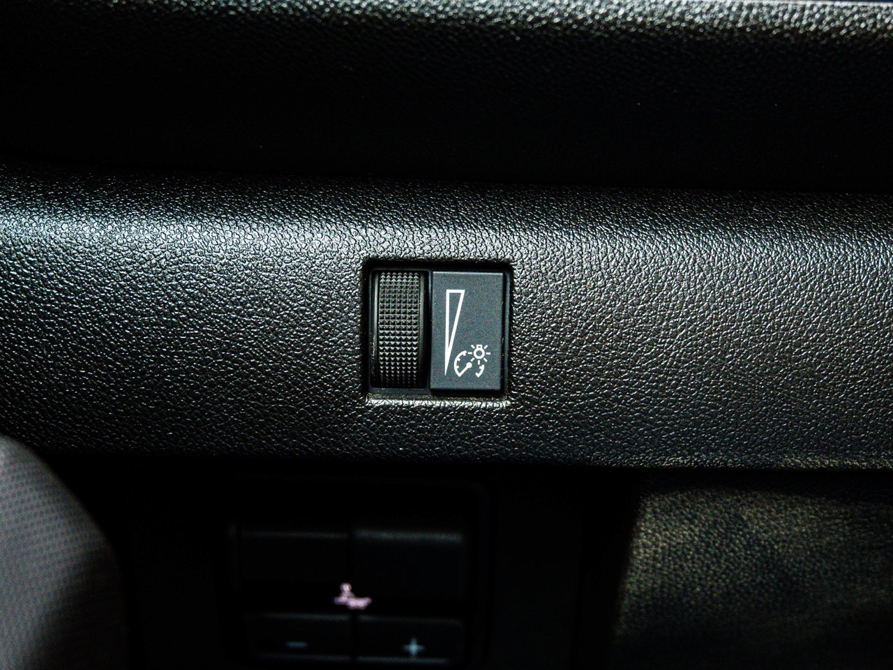 2023 Chevrolet Colorado 4WD Crew Cab Trail Boss Black Sherwood Park - photo #17