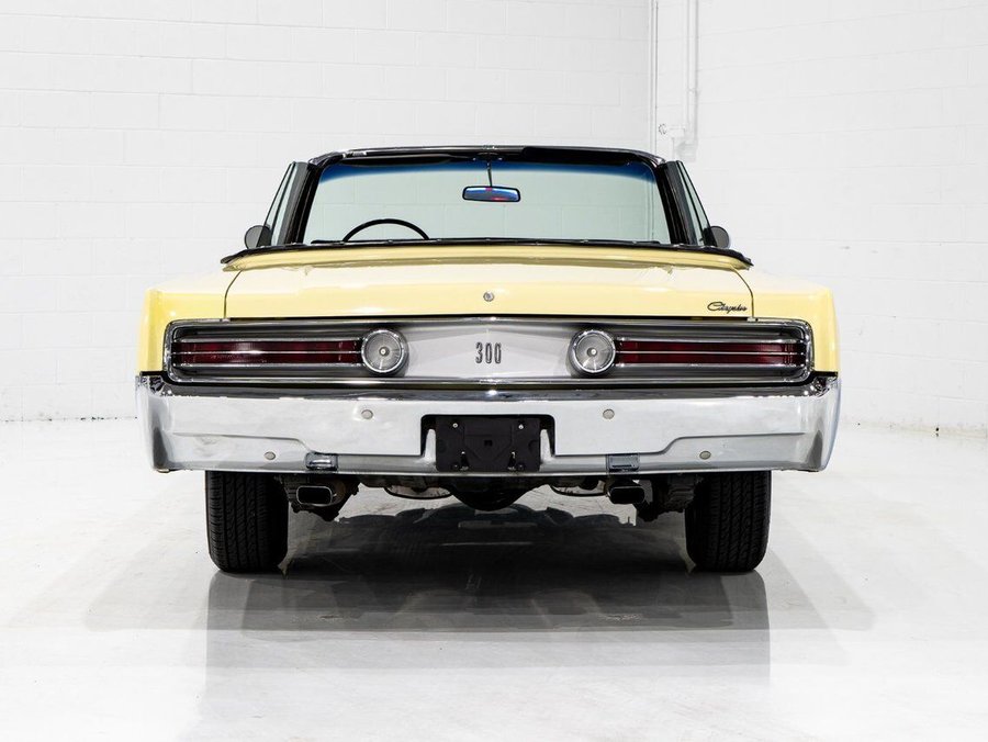 1968 Chrysler 300 1968 Yellow