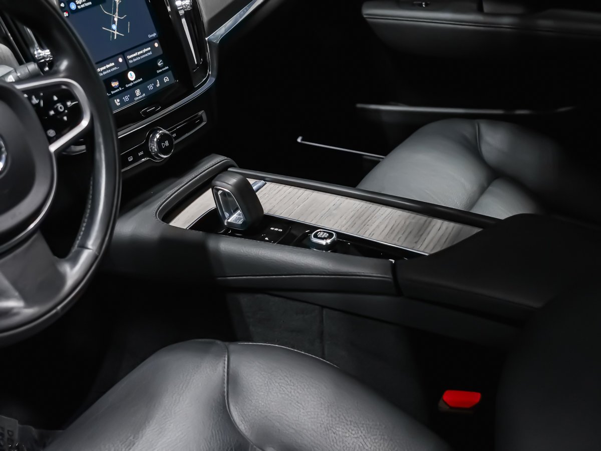 2022 Volvo V90 Cross Country B6 CLIMATE PREMIUM Black Montreal - photo #6