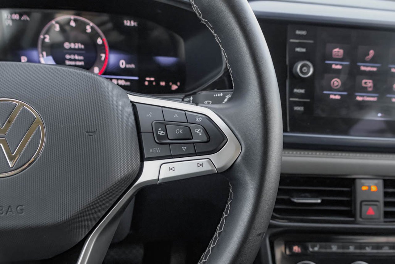 2024 Volkswagen Taos Comfortline 4MOTION Black Sherwood Park - photo #21