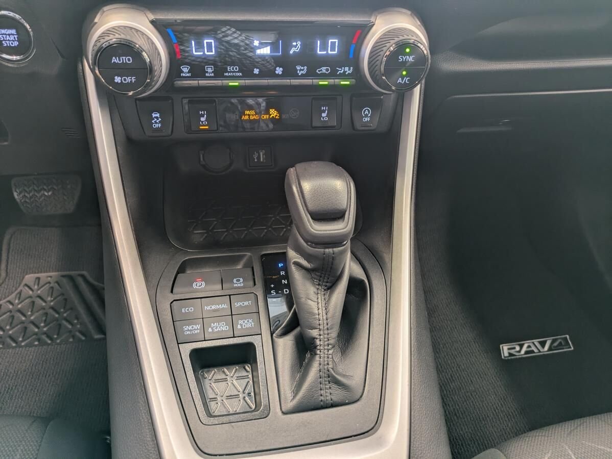 2023 Toyota RAV4 Grey Gatineau - photo #9