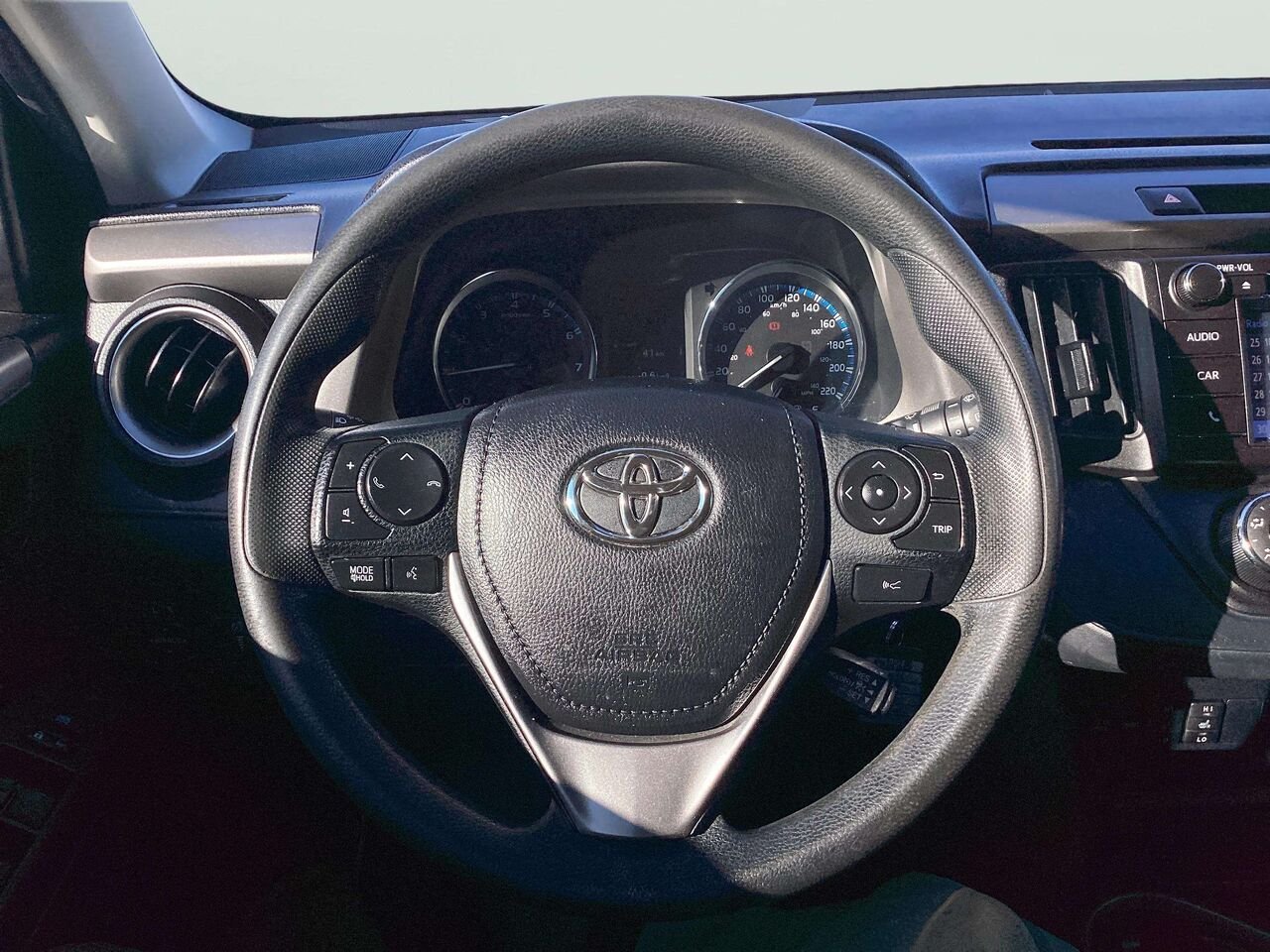 Toyota RAV4 2018 Gris Gatineau - photo #12