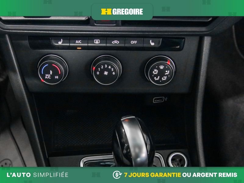 Volkswagen Jetta 2019 Bleu Saint-Eustache - photo #15
