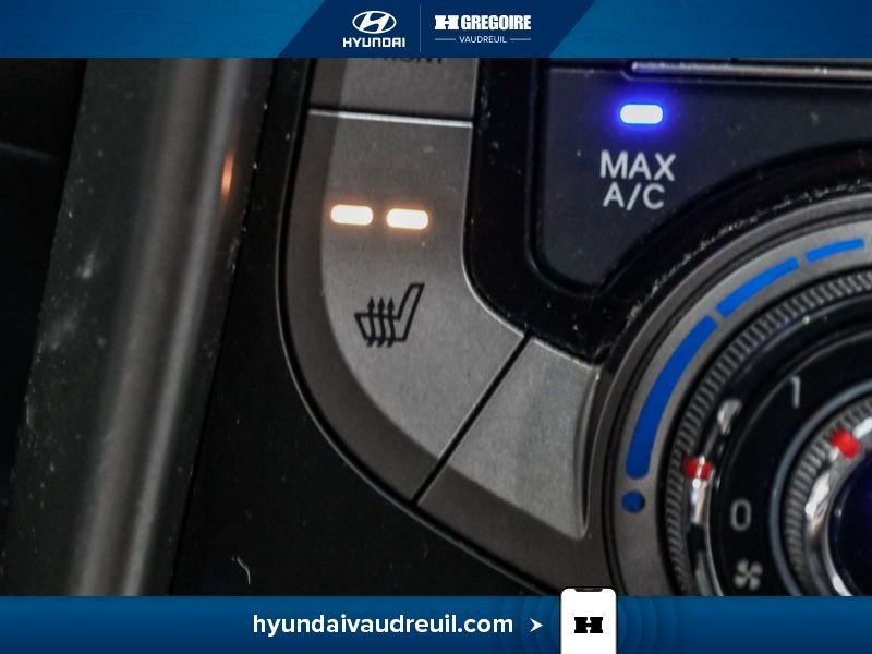 2013 Hyundai Elantra Black Laval - photo #26
