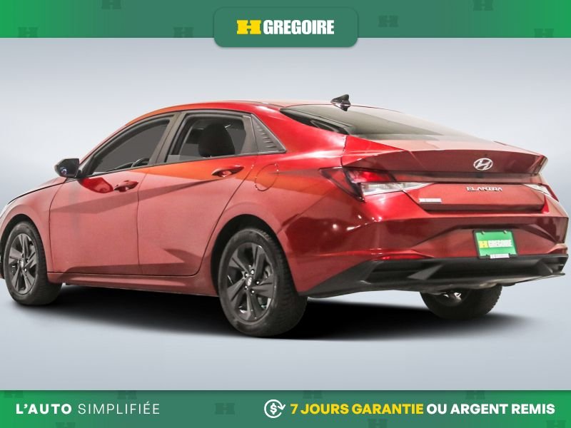 2022 Hyundai Elantra Red Laval - photo #5