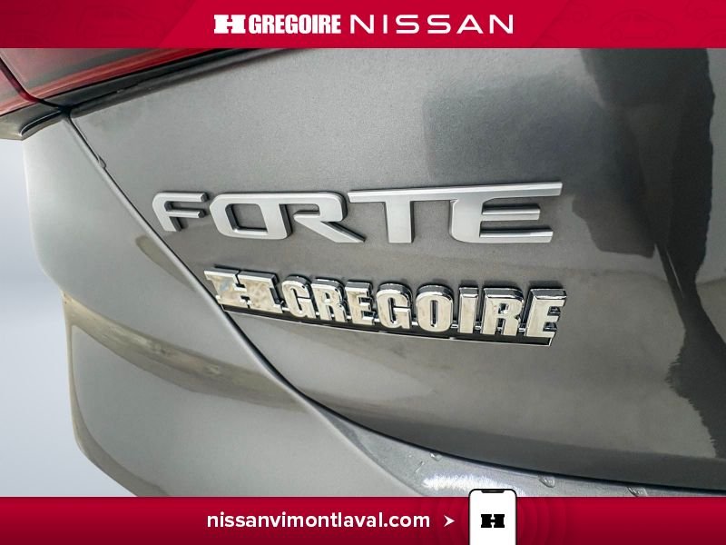 2023 Kia Forte Grey Laval - photo #14