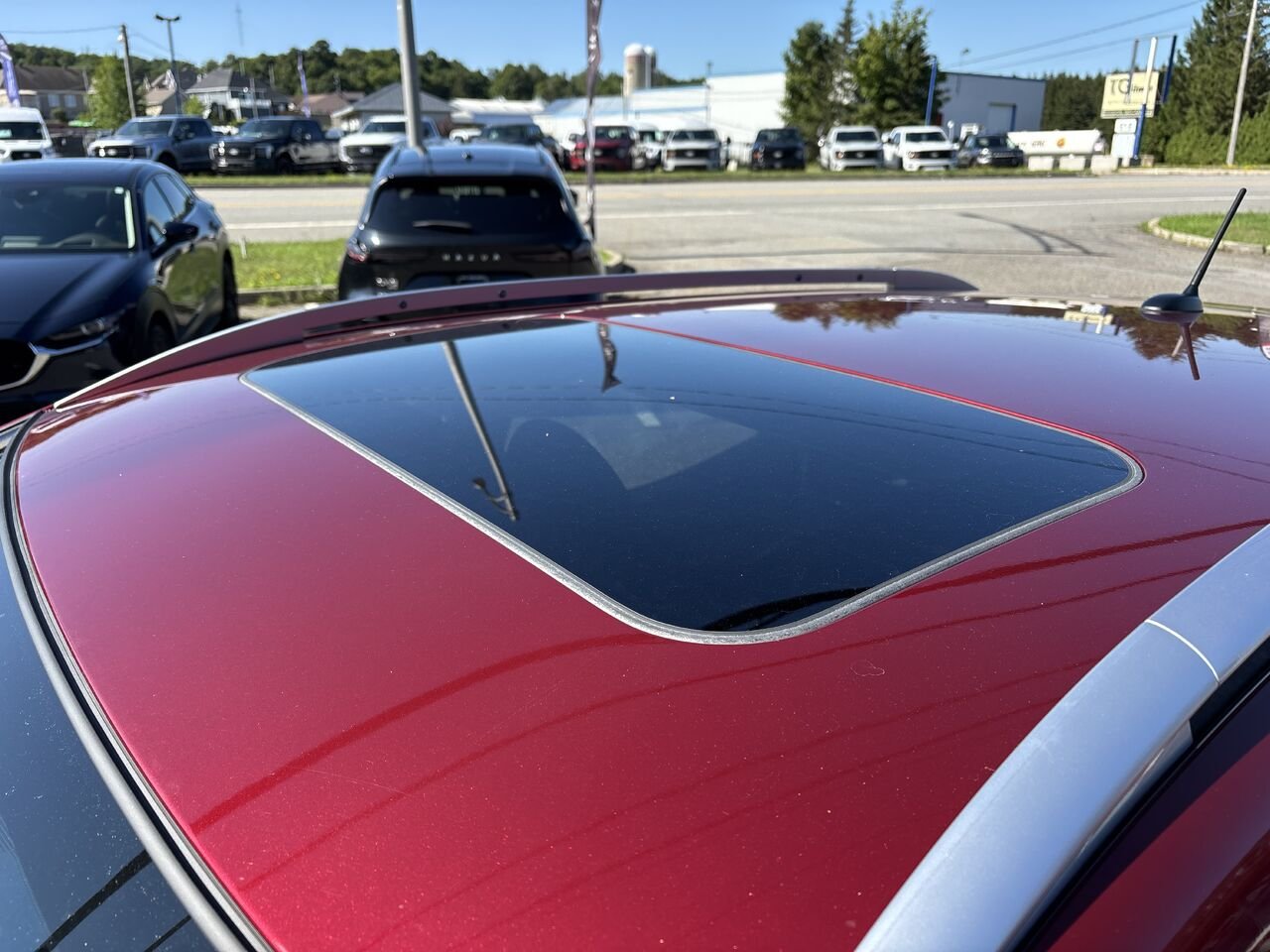 2021 Nissan Qashqai SV TI CVT Red Montmagny - photo #9