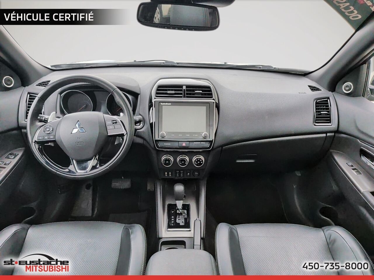 2023 Mitsubishi RVR Silver Saint-Eustache - photo #9
