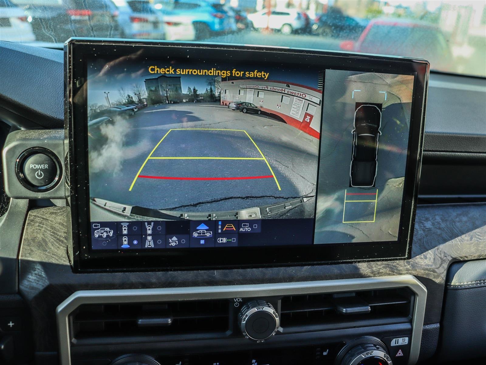 2025 Toyota Tacoma Ottawa & Gatineau - photo #28