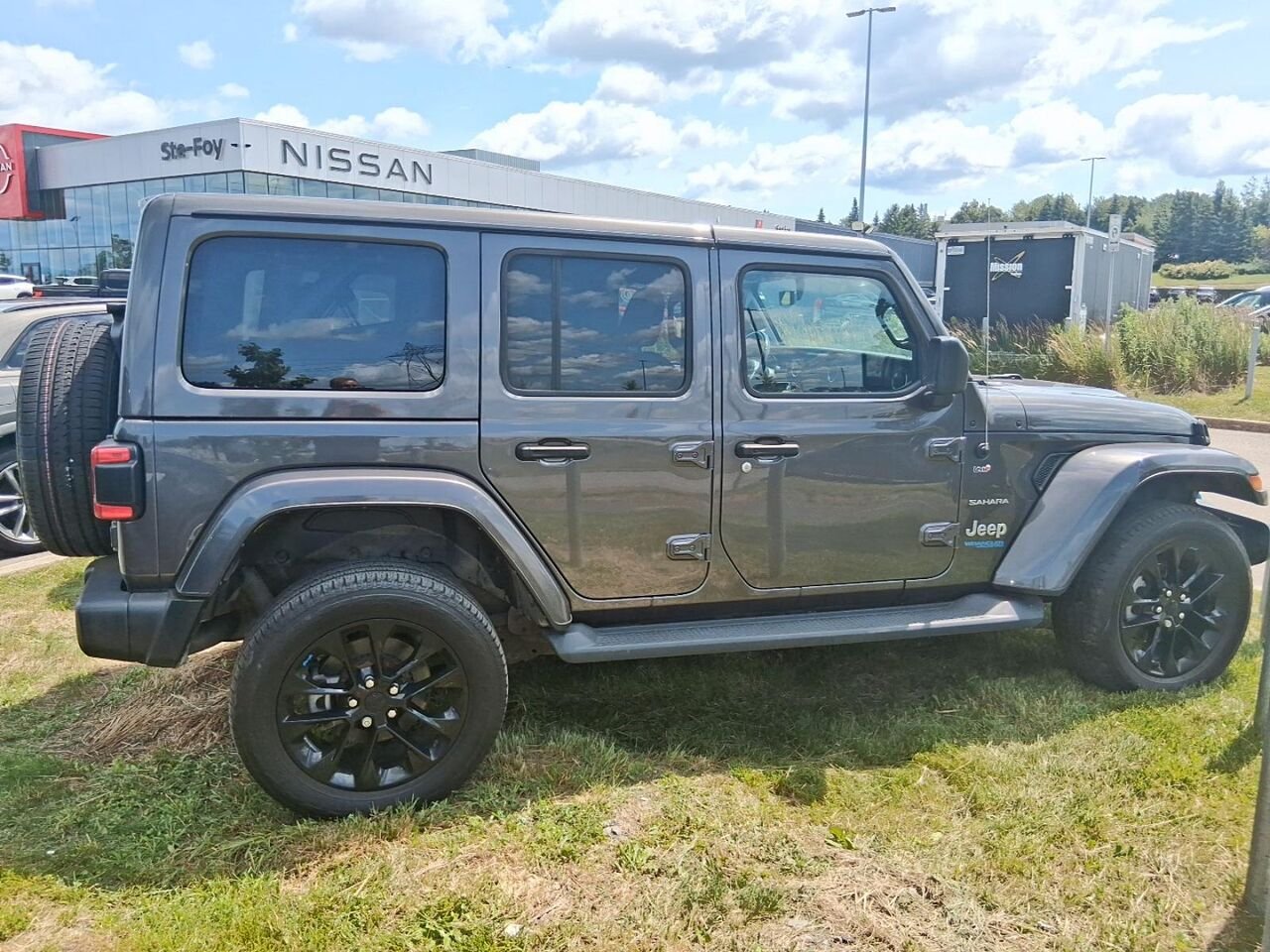 Jeep Wrangler 4xe SAHARA UNLIMITED 2022 Gris Québec - photo #0