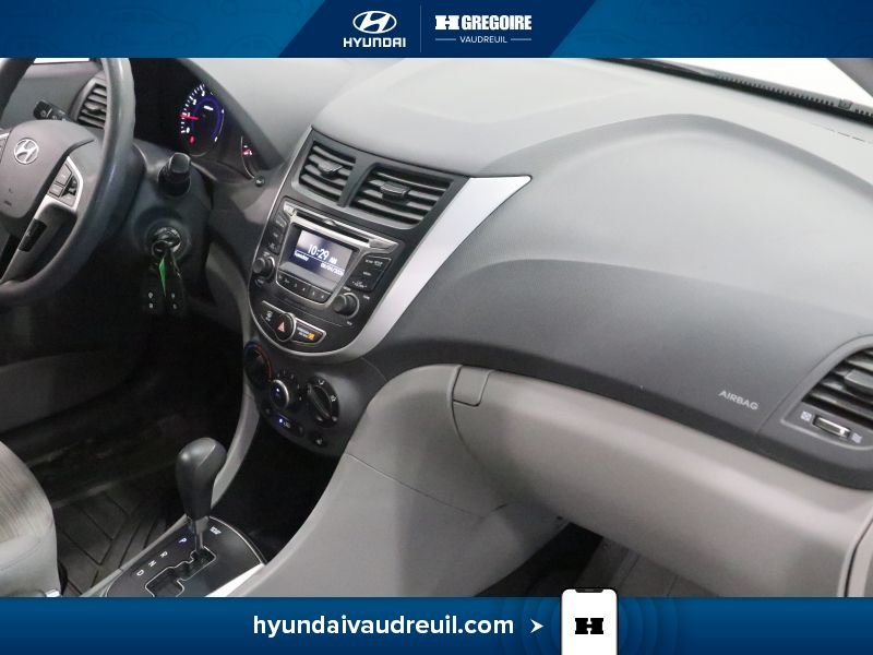 Hyundai Accent 2016 Noir Laval - photo #27