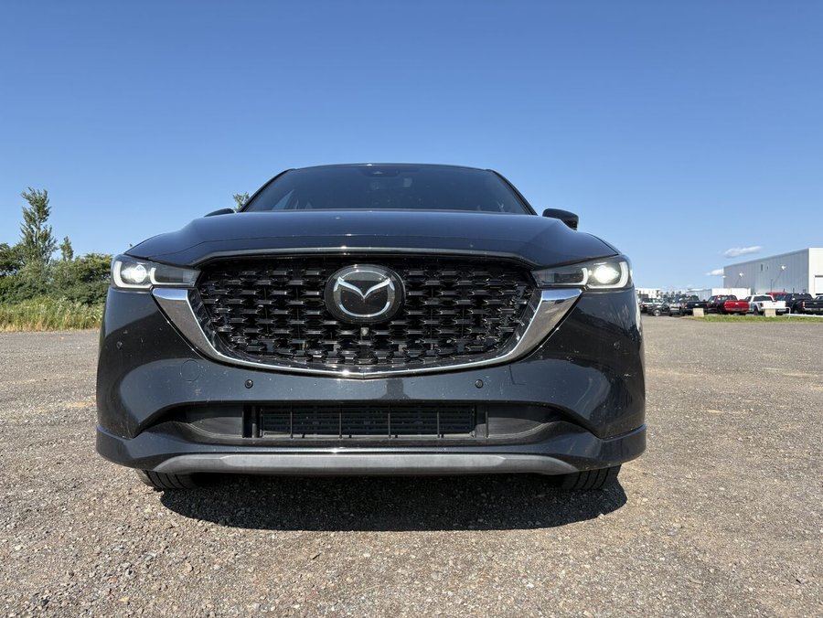 2022 MAZDA CX-5 SIGNA 2022 Black