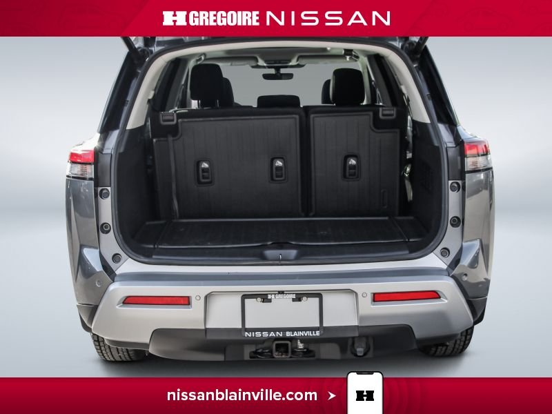 2024 Nissan Pathfinder Grey Laval - photo #22