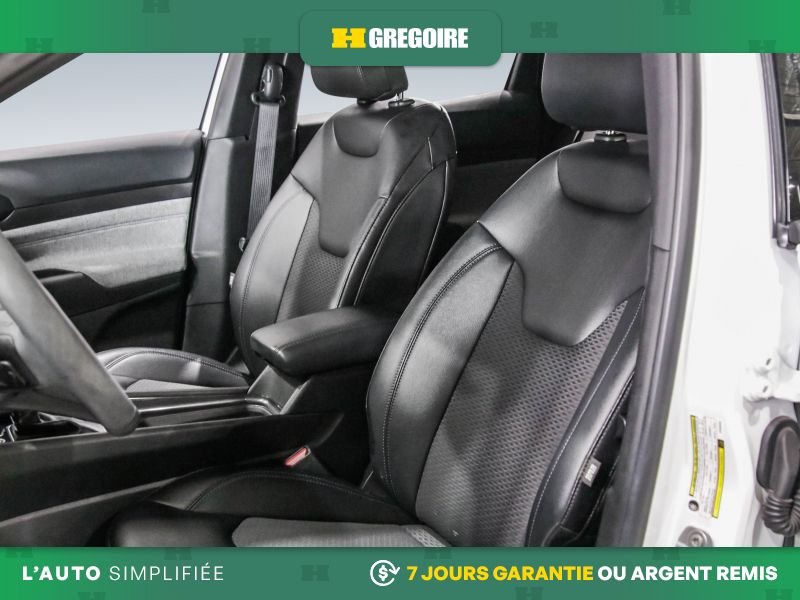 Jeep Compass 2025 Blanc Laval - photo #10