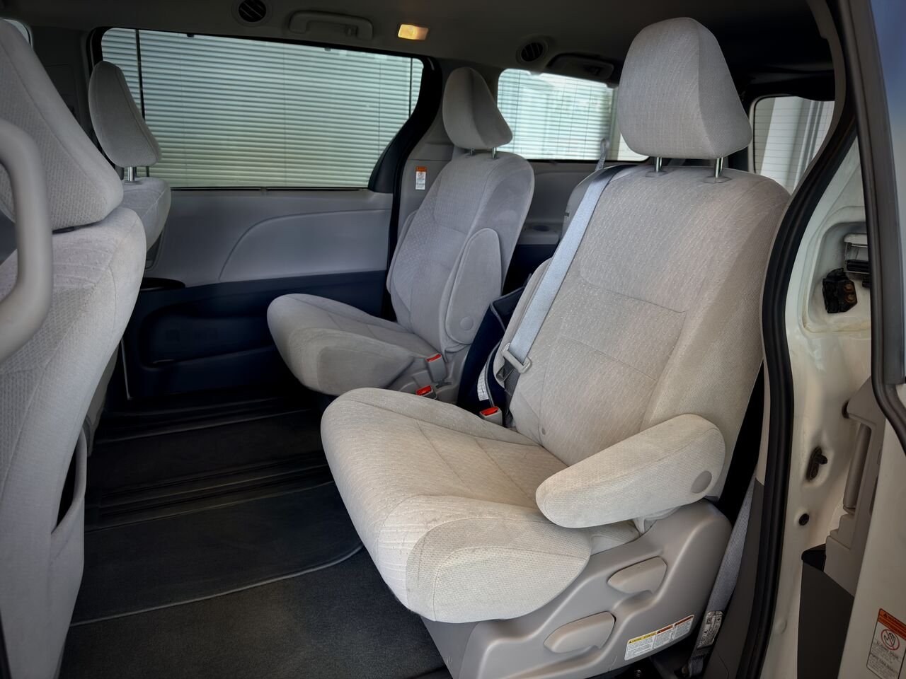 Toyota Sienna 2020 Blanc Notre-Dame-des-Prairies - photo #20