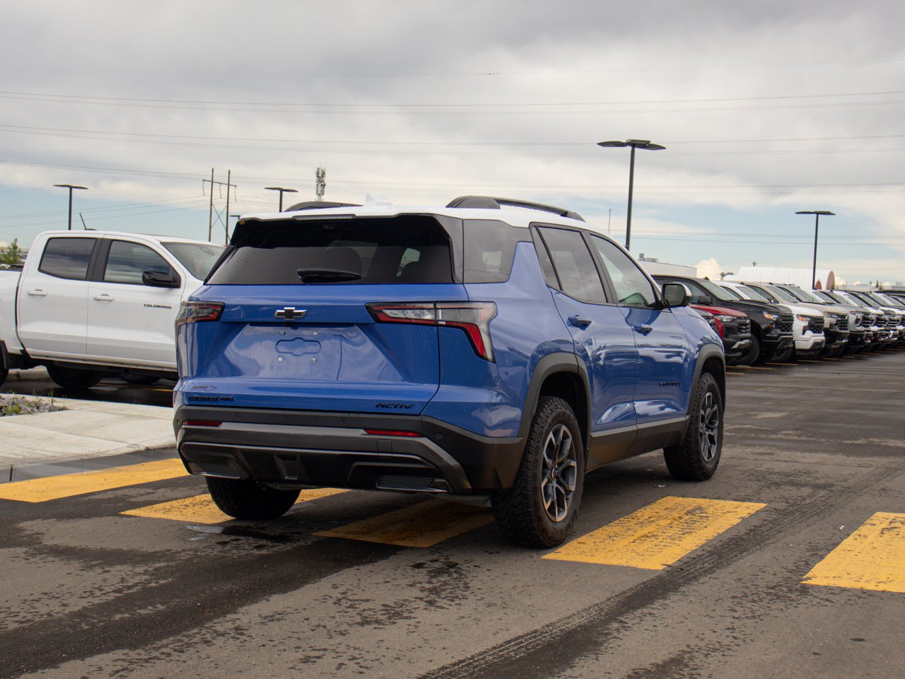 2025 Chevrolet Equinox AWD 4dr ACTIV Blue Sherwood Park - photo #9