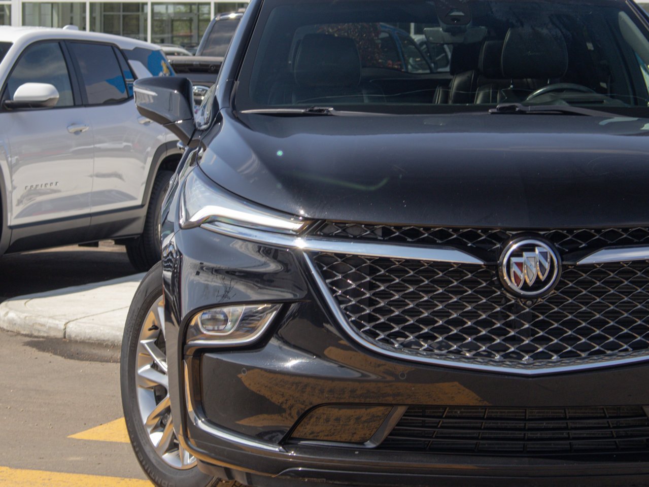 2022 Buick Enclave AWD 4dr Avenir Black Sherwood Park - photo #4