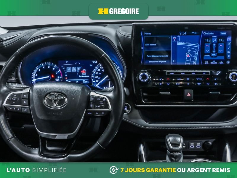 2022 Toyota Highlander Grey Laval - photo #17