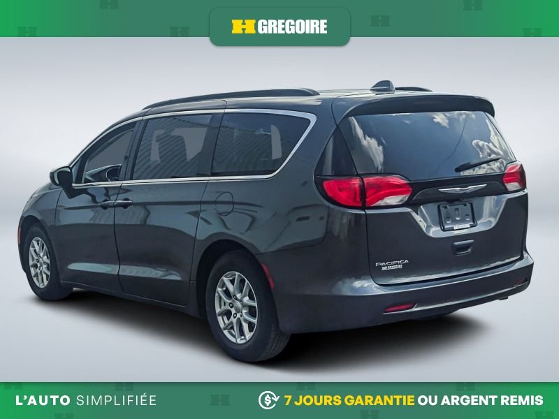2019 Chrysler Pacifica Grey Laval - photo #5