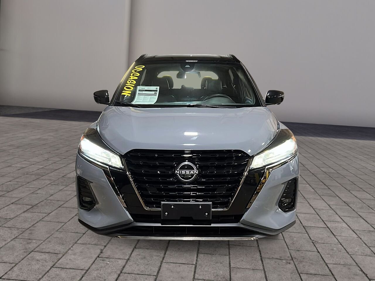 2024 Nissan Kicks SR Grey Québec - photo #1