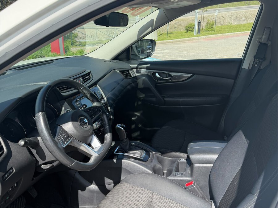 2018 Nissan Rogue 2018 White