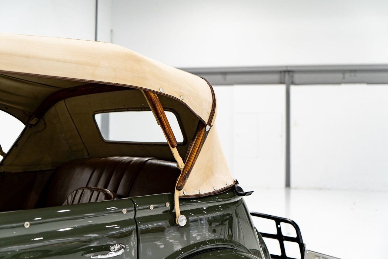 1936 Ford Model 48 Phaeton PRIX EN USD | Beautifully presented in original condition Green Montreal - photo #64