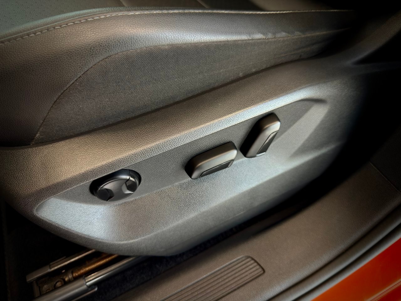 Volkswagen Tiguan 2019 Orange Notre-Dame-des-Prairies - photo #23
