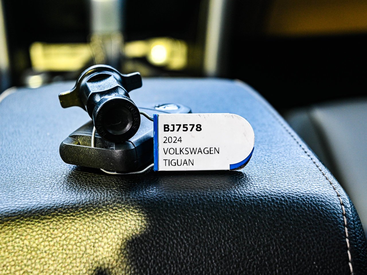2024 Volkswagen Tiguan Comfortline R-Line Black Edition 4MOTION Red Sherwood Park - photo #34