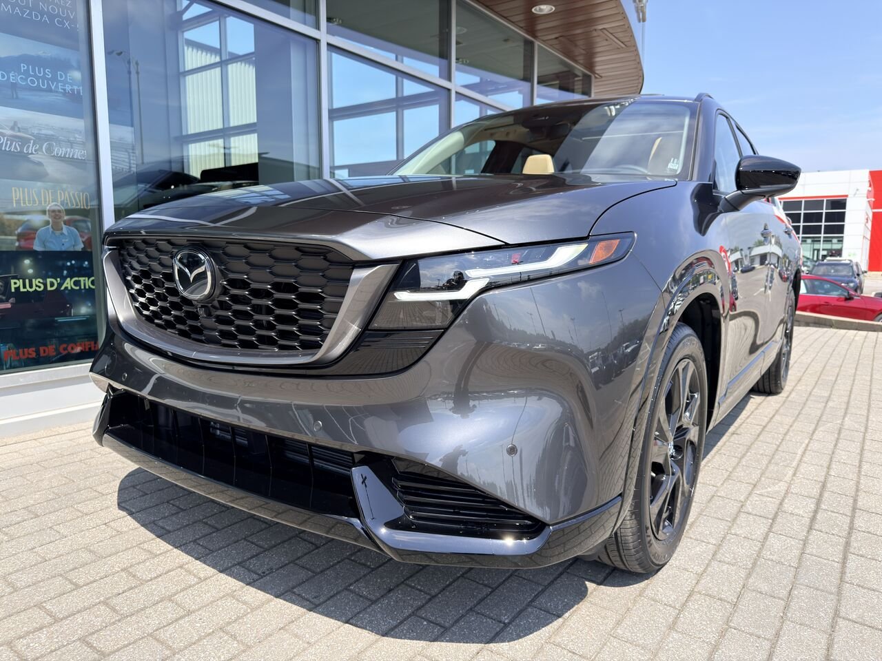 2026 MAZDA CX-5 Machine Grey Metallic Notre-Dame-des-Prairies - photo #4