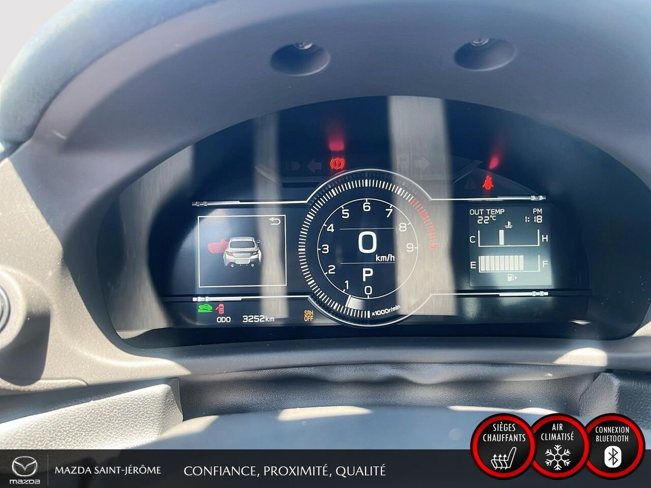 2025 Toyota GR86 Premium | AUTOMATIQUE | CLEAN CARFAX | Grey Saint-Jérôme - photo #16