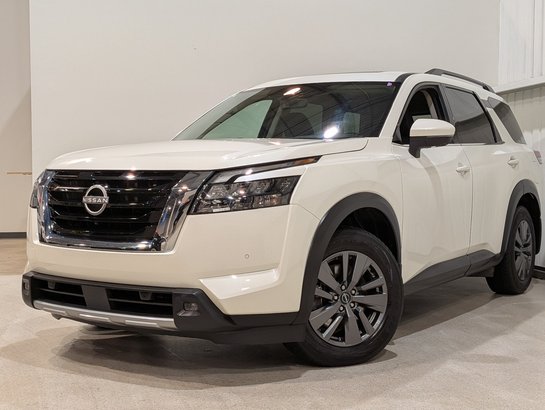 2024 Nissan Pathfinder White