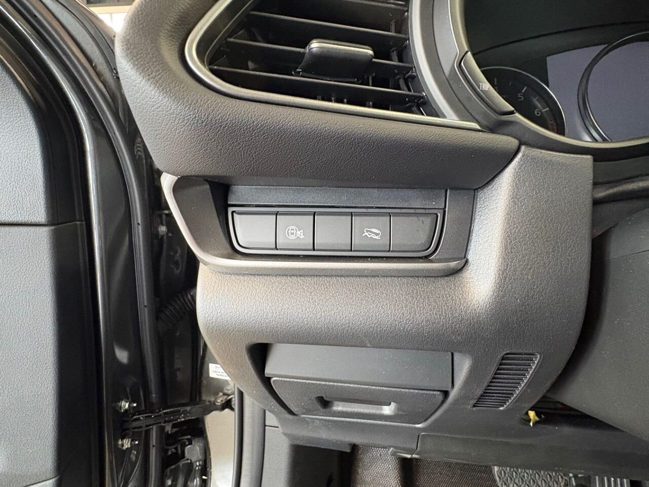 2026 MAZDA CX-30 GS TI Machine Grey Metallic Châteauguay - photo #5