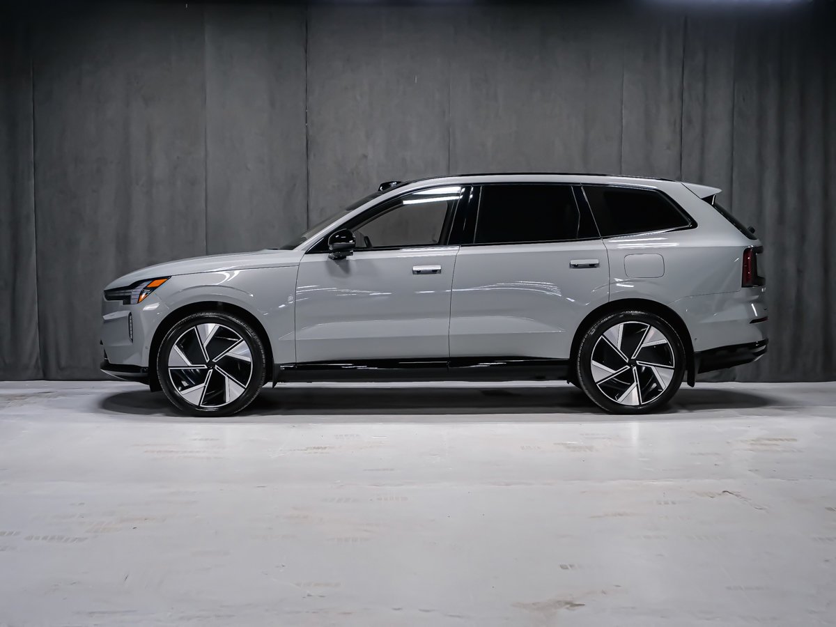 2025 Volvo EX90 ULTRA Grey Montreal - photo #2