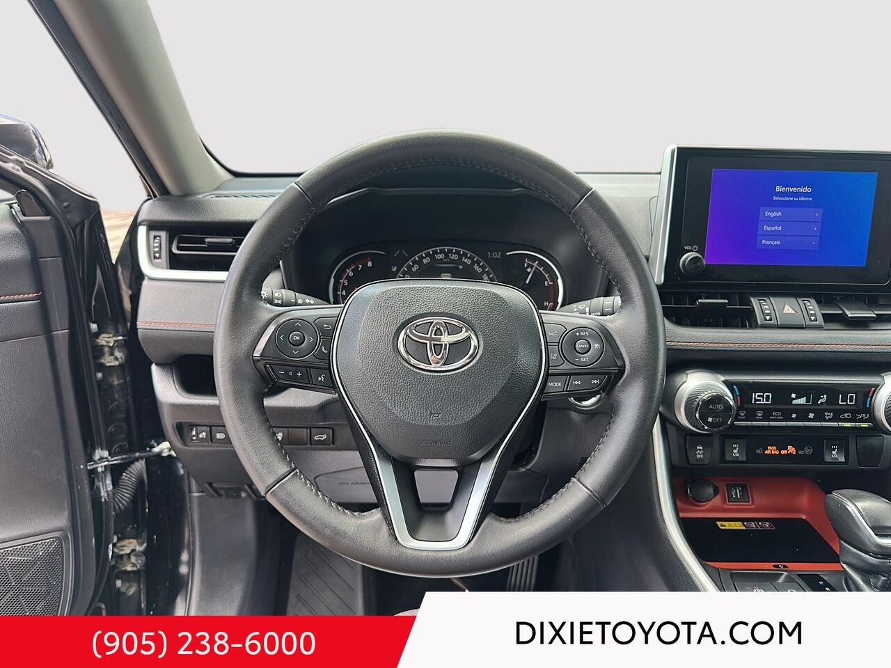 2024 Toyota RAV4 TRAIL AWD / HEATED SEATS / LEATHER SURFACE / MOONROOF / ALLOY WHEELS / CARPLAY AND ANDROID AUTO Black Mississauga - photo #12
