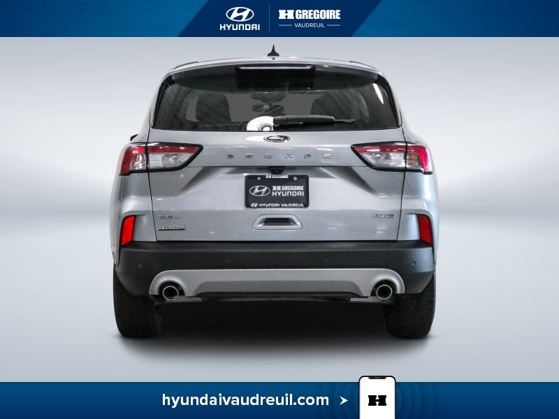 2022 Ford Escape Grey Laval - photo #8