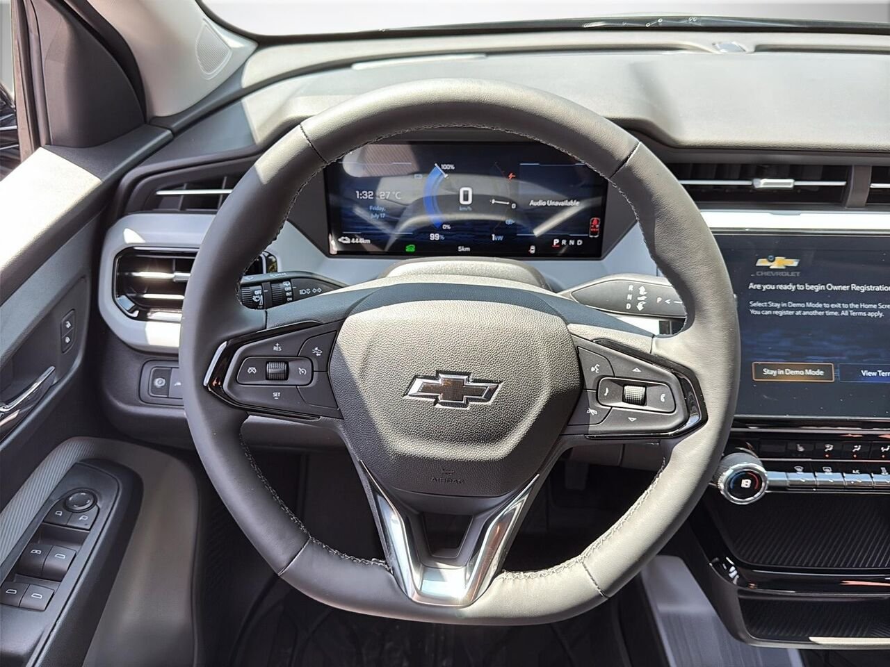 CHEVROLET Bolt LT 2027 GRIS STERLING METALLISE Saint-Hyacinthe - photo #10