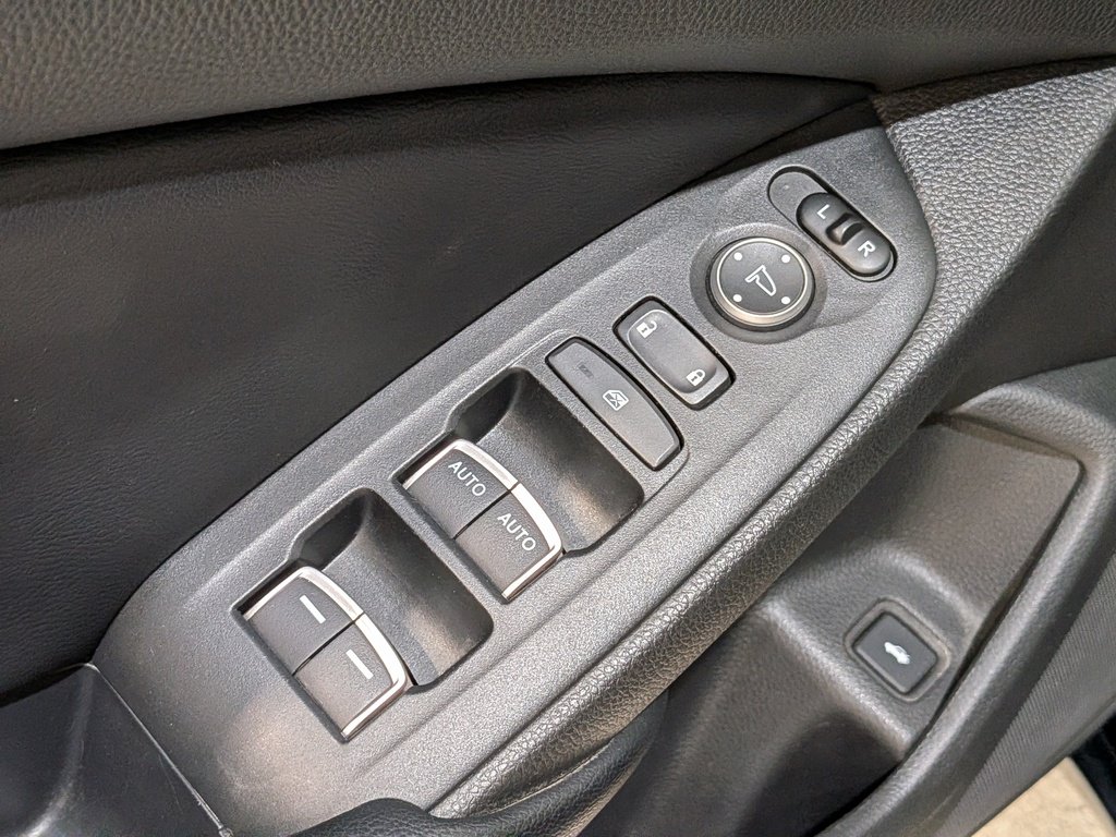 Honda Accord Sedan LX CVT 2018 Noir Val-David - photo #33