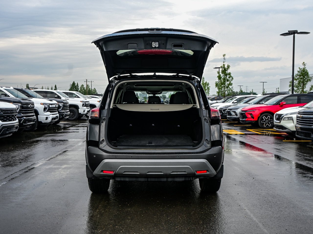 2021 Nissan Rogue AWD SV Black Sherwood Park - photo #13
