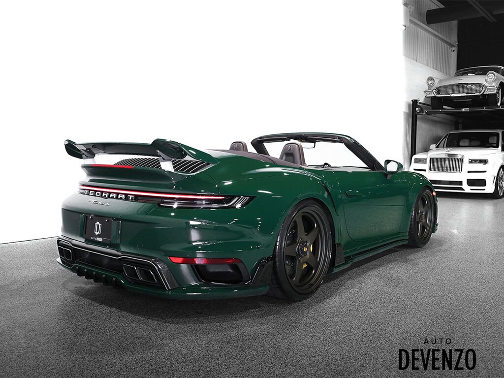 2022 Porsche 911 Green Saint-Eustache - photo #4