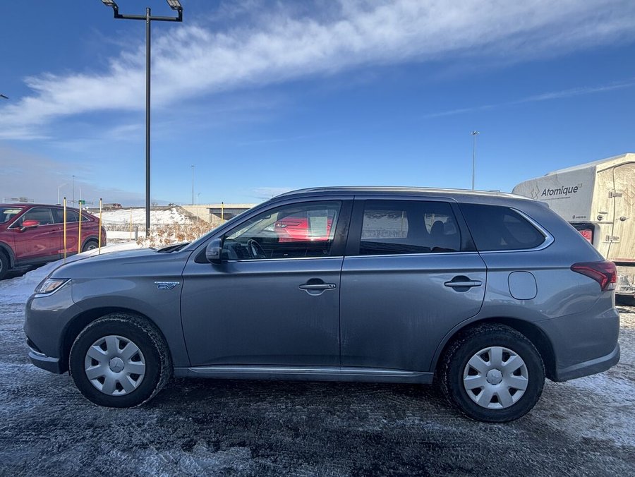 Mitsubishi Outlander PHEV SE Touring AWD, TOIT OUVRANT, CAMÉRA DE RECUL 2018 Gris