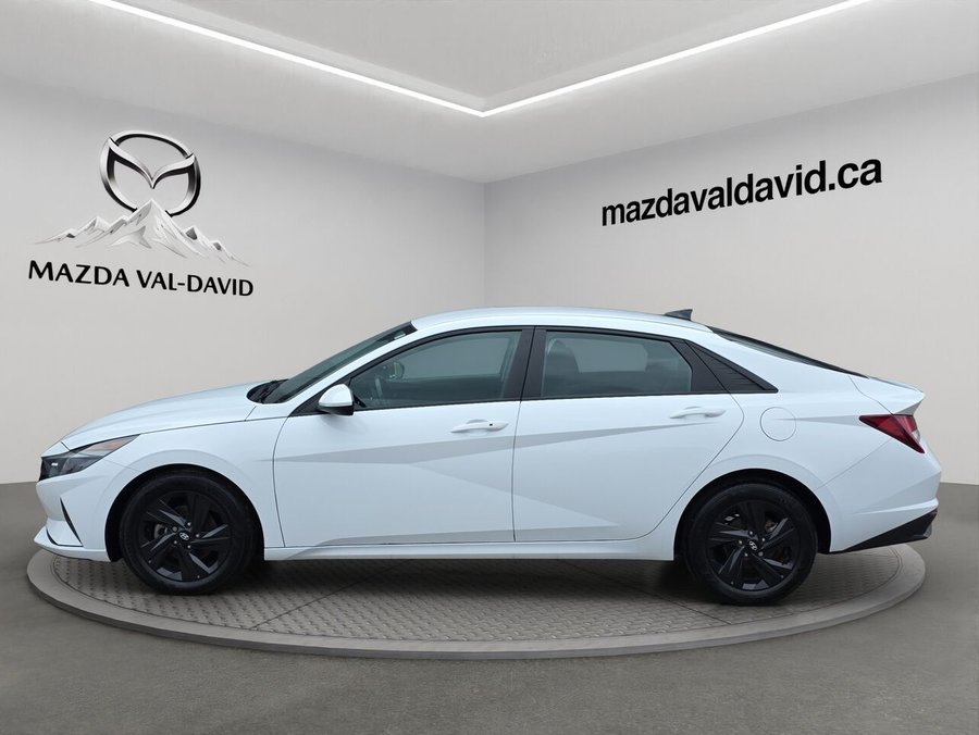 2021 Hyundai Elantra Preferred IVT, Bluetooth, Commande audio au volant, volant chauffant White