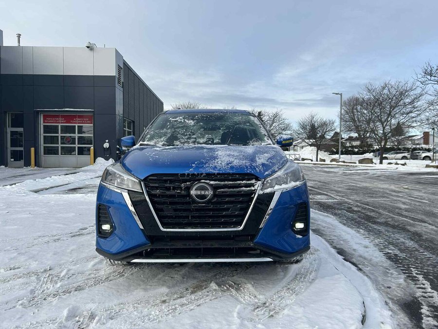 2025 Nissan Kicks Play 2025 Electric Blue Metallic