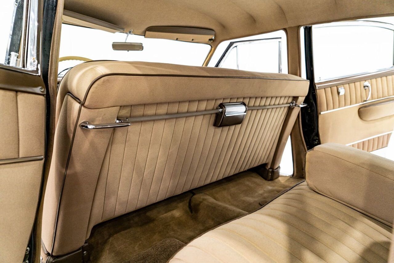 1951 Cadillac Fleetwood Unrestored factory black paint **PRICE IN USD** Black Montreal - photo #7