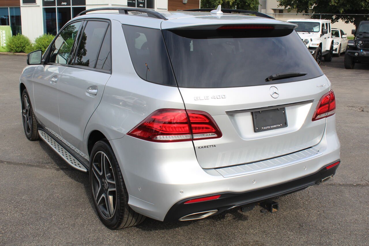 2018 Mercedes-Benz GLE VIN: 4JGDA5GB1JB111614 Silver Sainte-Rose - photo #2