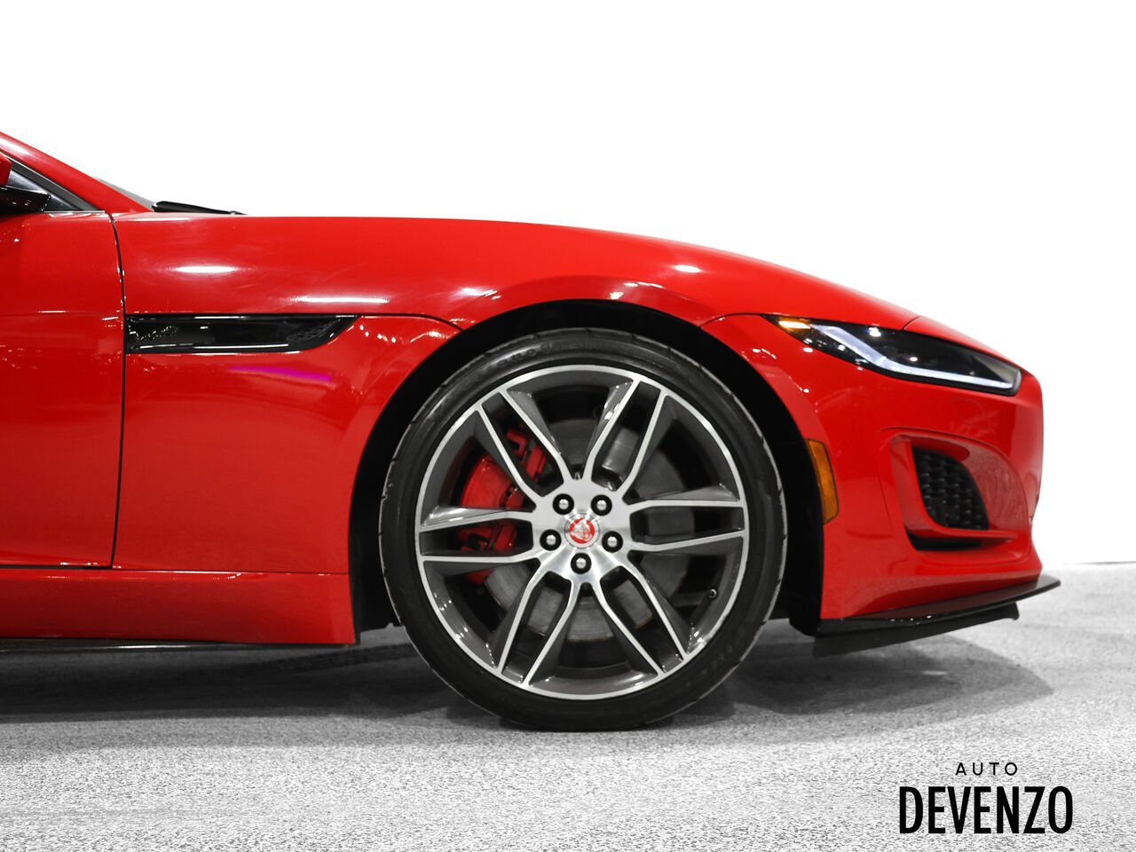 2023 Jaguar F-TYPE Red Saint-Eustache - photo #4